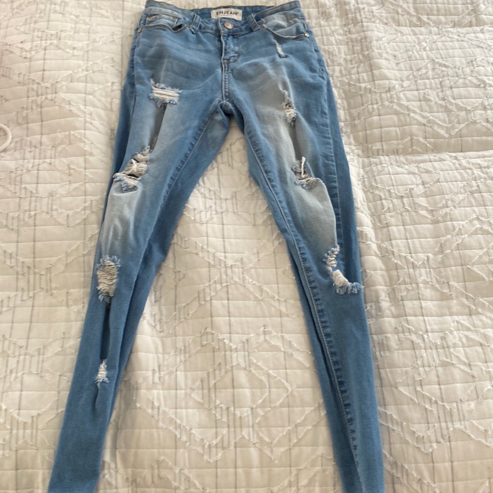 Ripped jeans